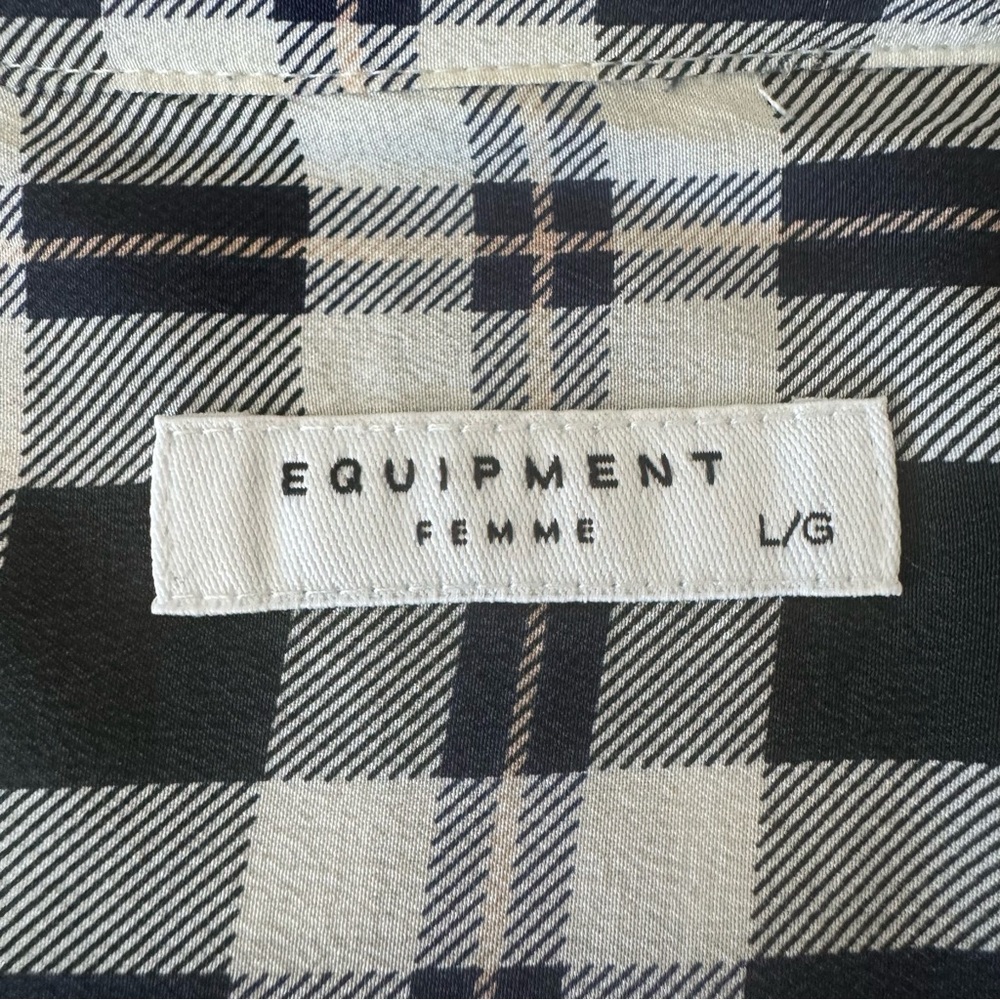 EQUIPMENT Femme Signature 100% Silk Plaid Blouse Button Front Gray Size Large - Picture 2 of 16